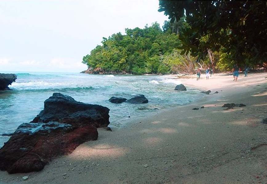 Pantai Pasir Setumpuk Pantai Pasir Setumpuk